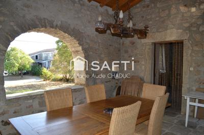 Maison - 272 m² - 9 pièces