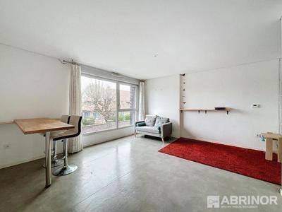 Studio - 33 m² - 1 pièce