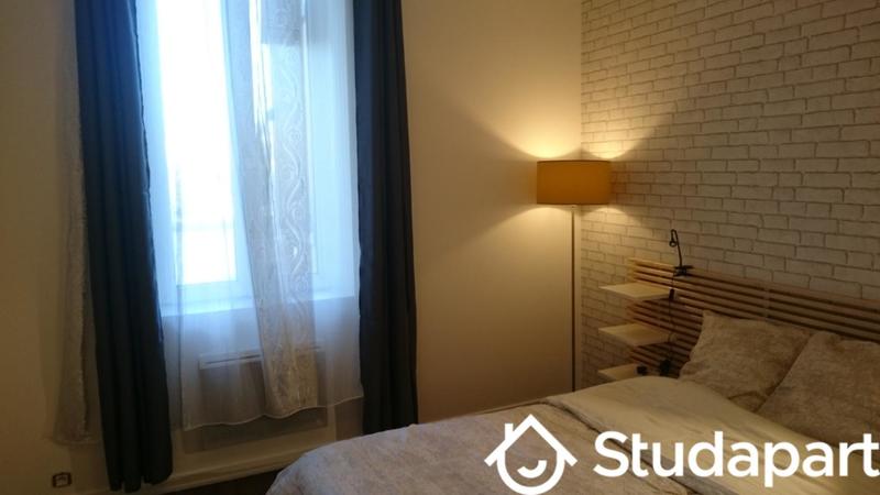 Chambre - 9 m² - 1 pièce