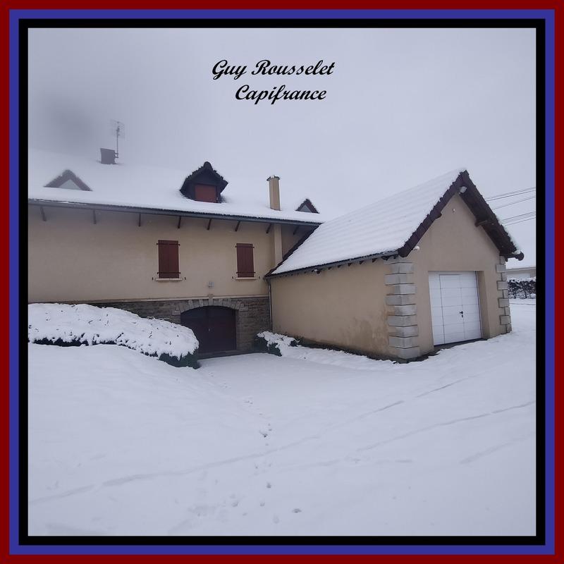 Propriété - 210 m² - 9 pièces