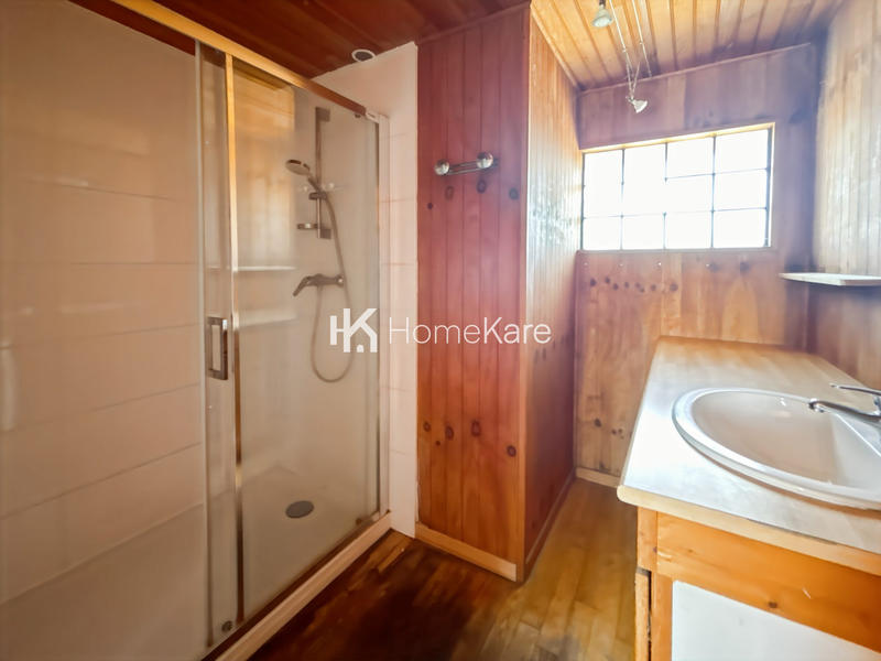 Maison - 185 m² - 6 pièces