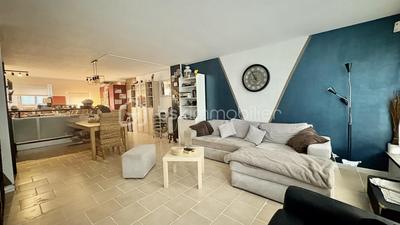 Maison traditionnelle - 98 m² - 5 pièces