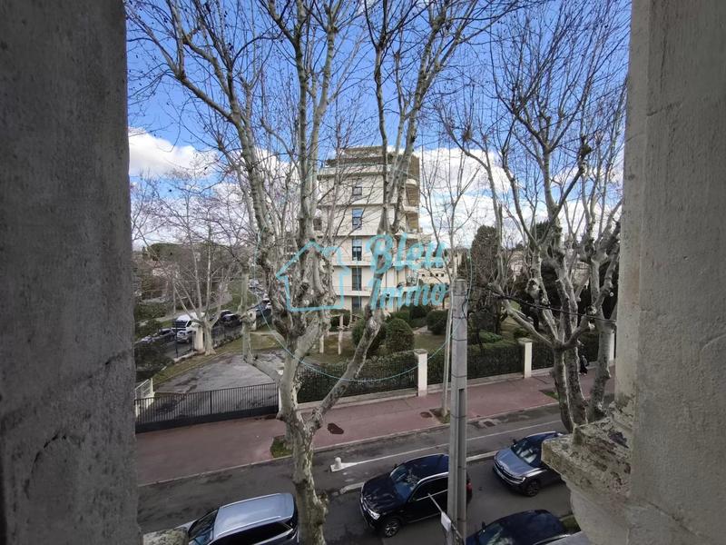 Appartement - 80 m² - 5 pièces