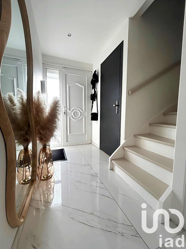 Maison - 86 m² - 5 pièces