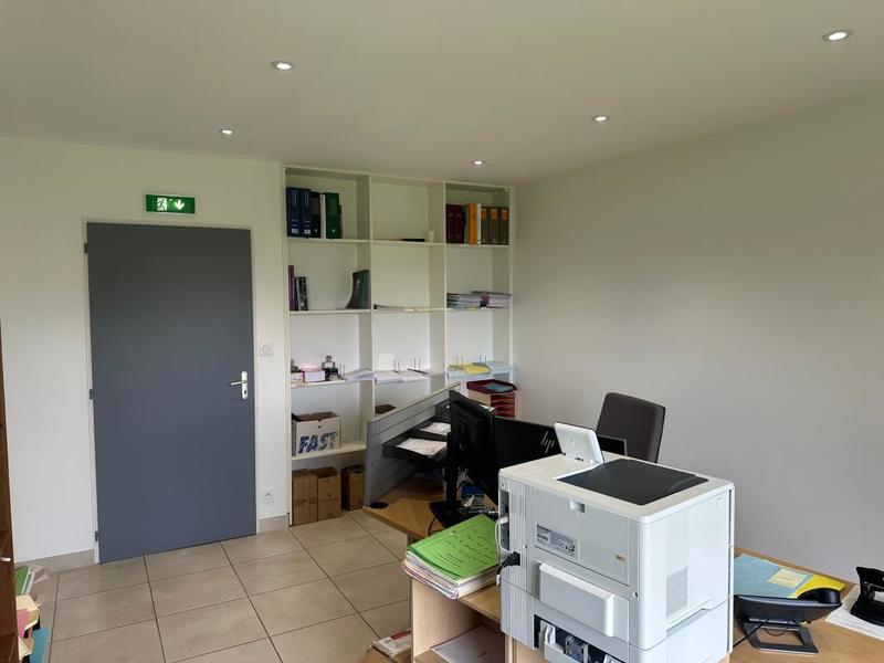Bureau - 280 m²