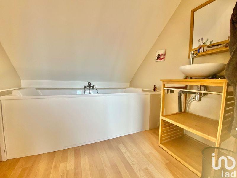 Maison - 259 m² - 6 pièces