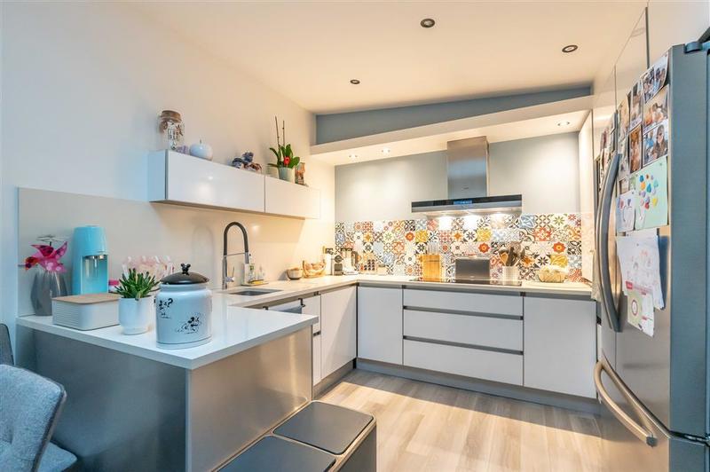 Maison - 102 m² - 5 pièces