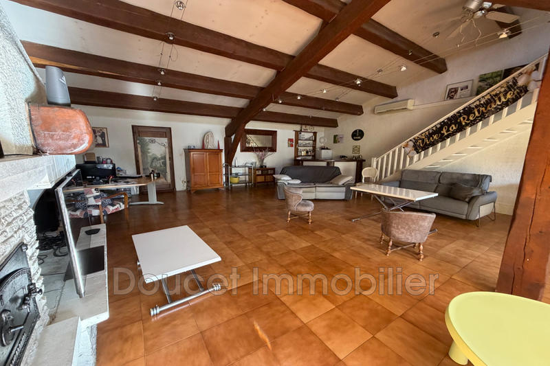 Maison - 254 m² - 5 pièces