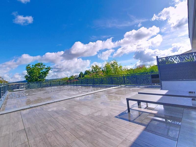 Maison - 169 m² - 5 pièces