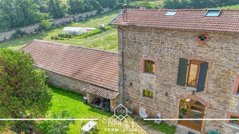 Maison - 140 m² - 5 pièces