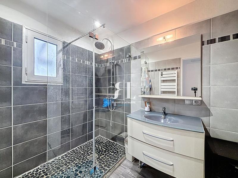 Maison - 104 m² - 5 pièces