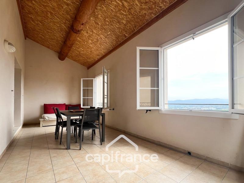 Appartement - 56 m² - 3 pièces