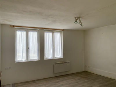 Studio - 36 m² - 1 pièce