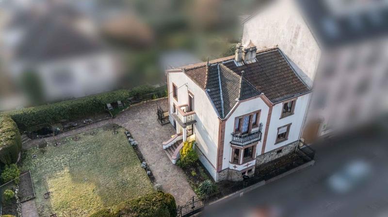 Maison - 161 m² - 5 pièces