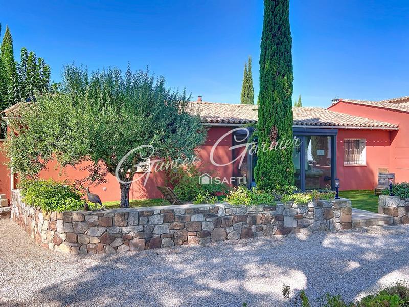 Maison - 480 m² - 16 pièces