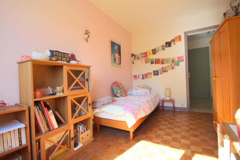 Maison - 178 m² - 8 pièces