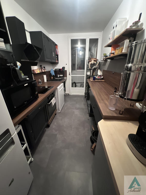 Appartement - 79 m² - 4 pièces