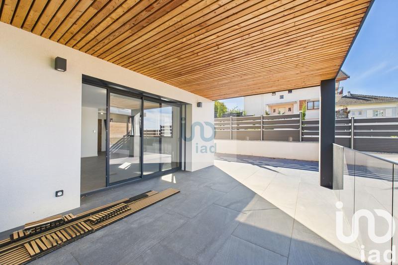 Appartement - 77 m² - 3 pièces