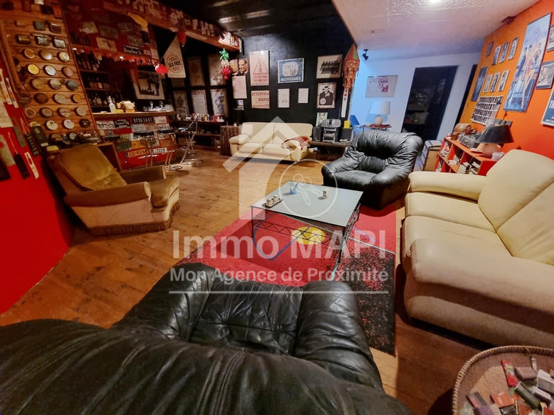 Maison - 478 m² - 14 pièces