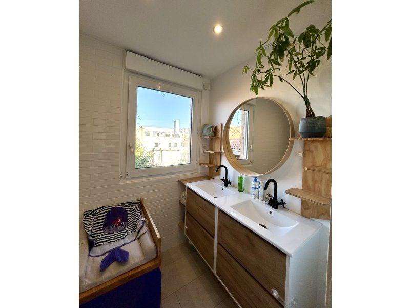 Appartement - 90 m² - 3 pièces