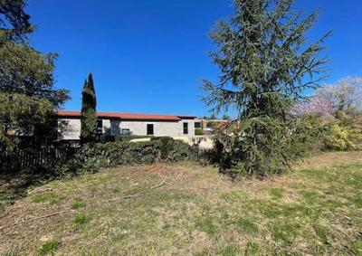 Maison - 180 m² - 7 pièces