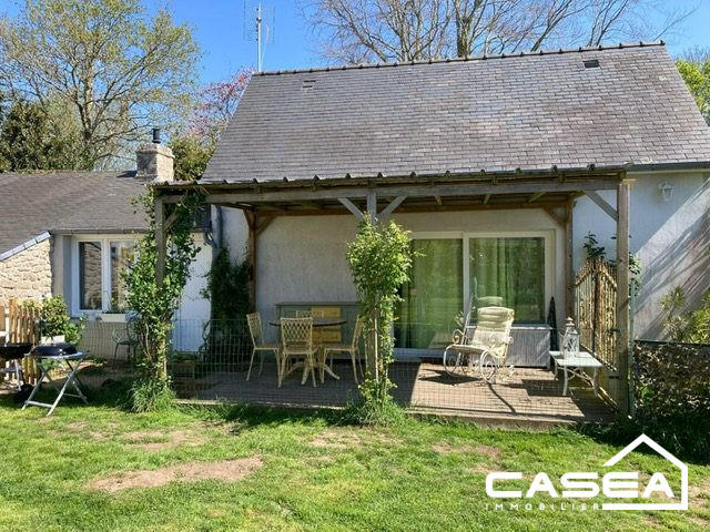 Maison traditionnelle - 120 m² - 9 pièces