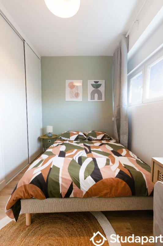 Chambre - 9 m² - 1 pièce