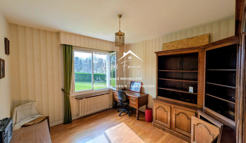 Maison - 317 m² - 10 pièces