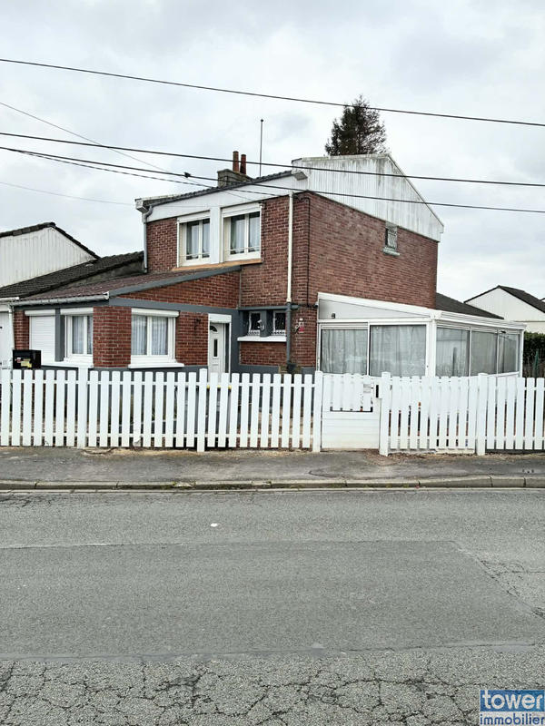 Maison - 82 m² - 7 pièces