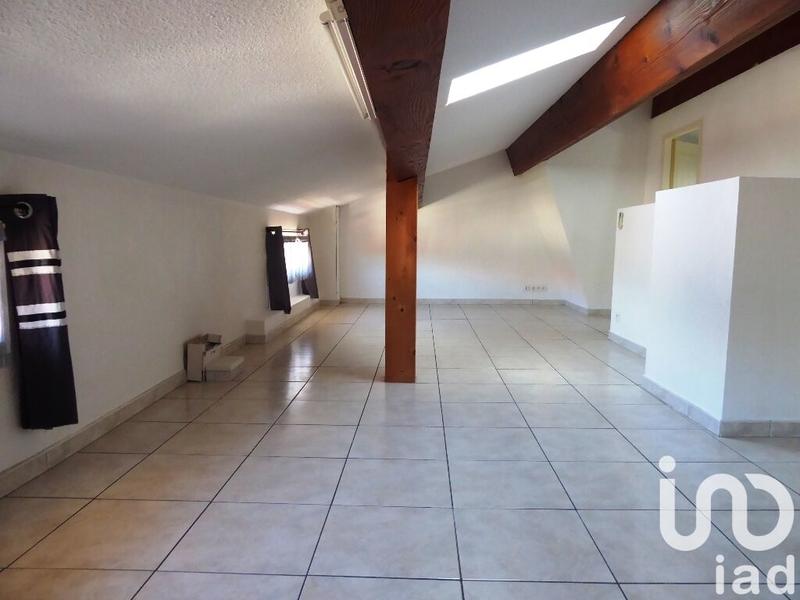 Appartement - 99 m² - 5 pièces