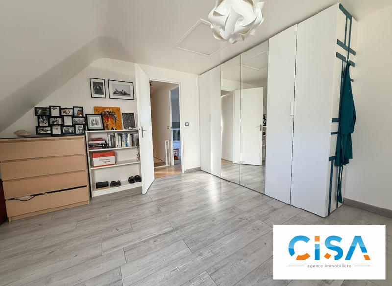 Maison traditionnelle - 128 m² - 5 pièces