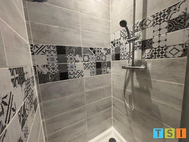 Maison - 160 m² - 9 pièces