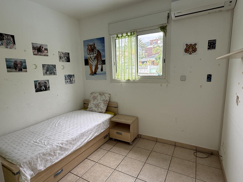 Maison - 181 m² - 1 pièce