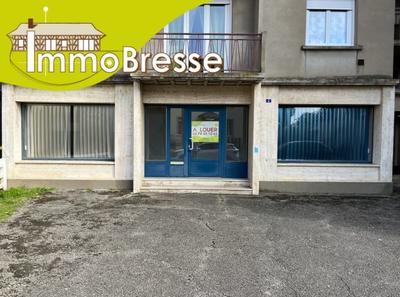 Services - 89 m² - 3 pièces