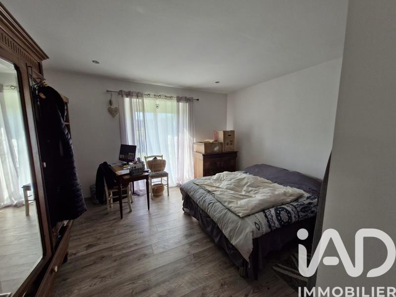 Maison - 175 m² - 8 pièces