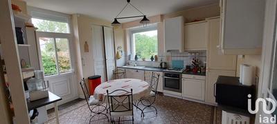 Maison - 177 m² - 7 pièces