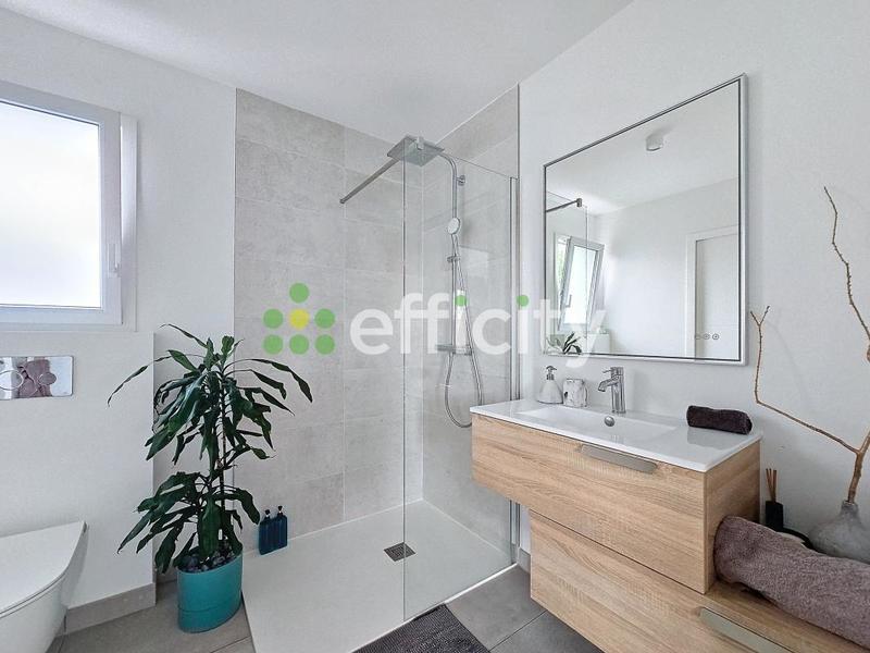 Pavillon - 110 m² - 4 pièces