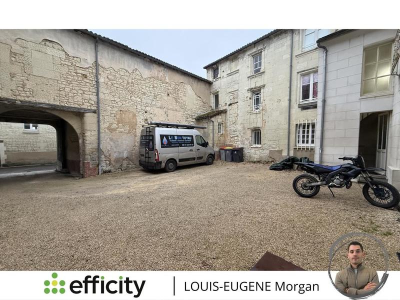 Immeuble - 150 m² - 10 pièces