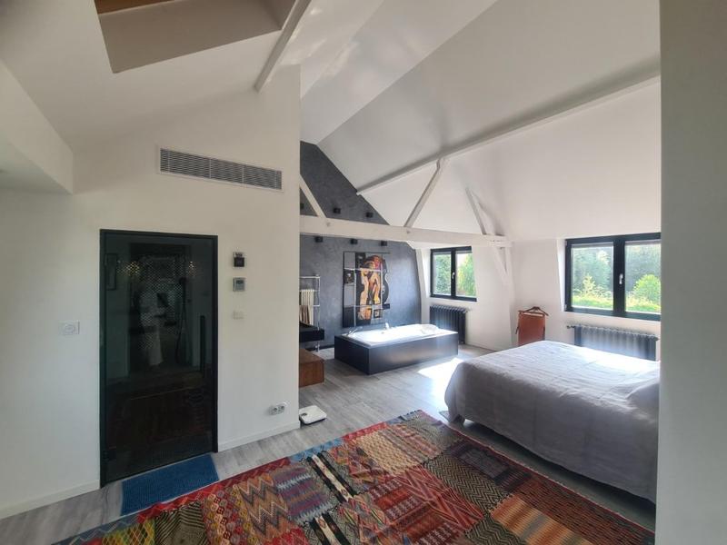 Loft - 286 m² - 4 pièces