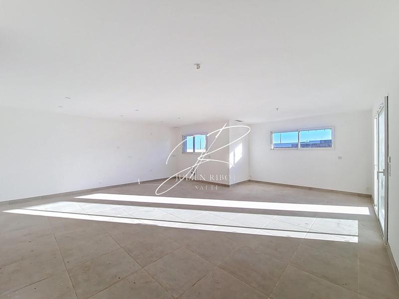 Maison - 99 m² - 4 pièces