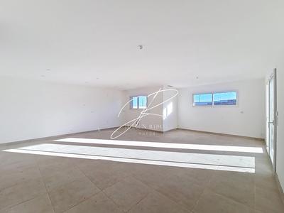 Maison - 99 m² - 4 pièces