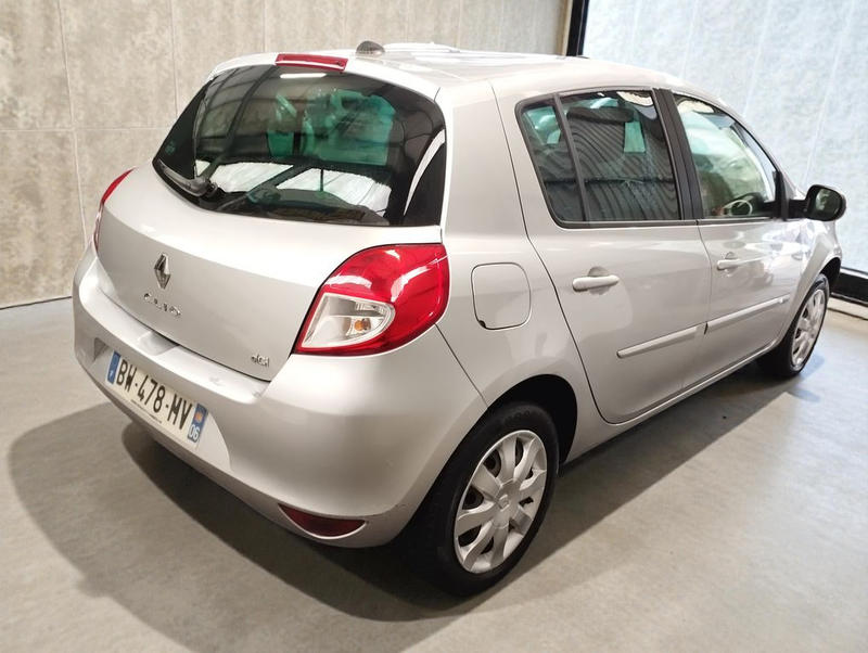 Renault Clio III 1.5 Dci 90 Dynamique Tomtom 5p