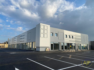 Local commercial - 300 m²