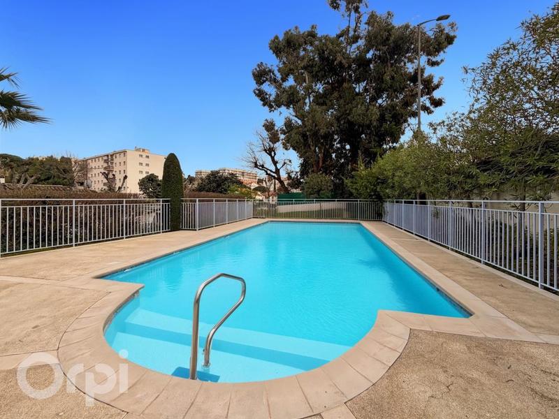 Appartement - 38 m² - 2 pièces