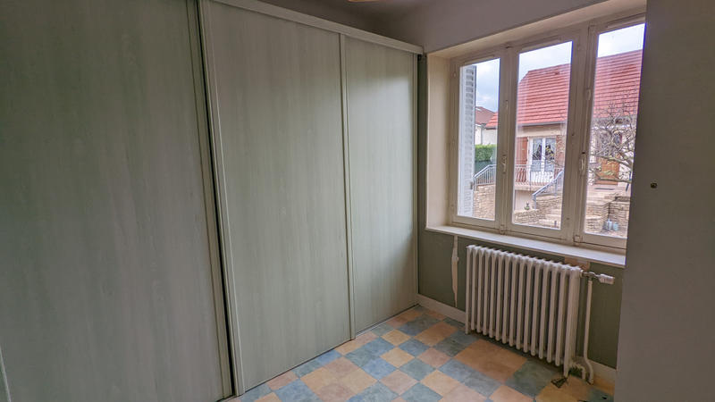 Maison - 94 m² - 5 pièces