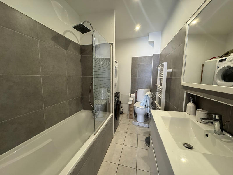 Appartement - 98 m² - 4 pièces