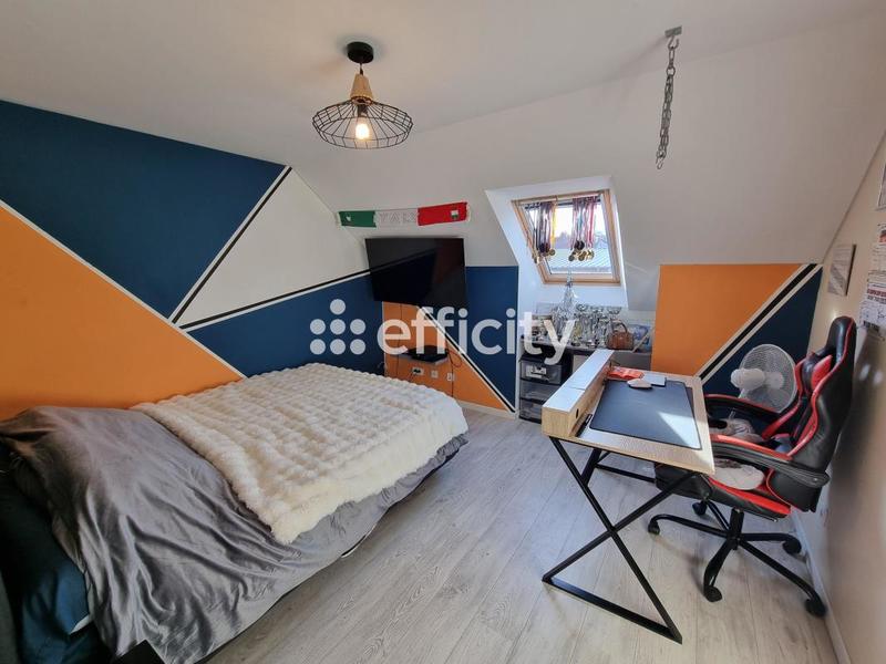 Maison - 138 m² - 6 pièces