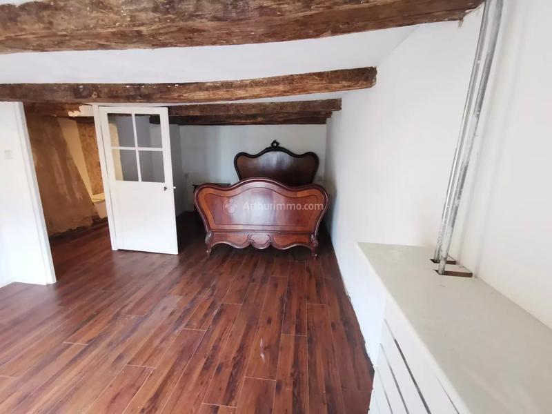 Maison - 196 m² - 8 pièces