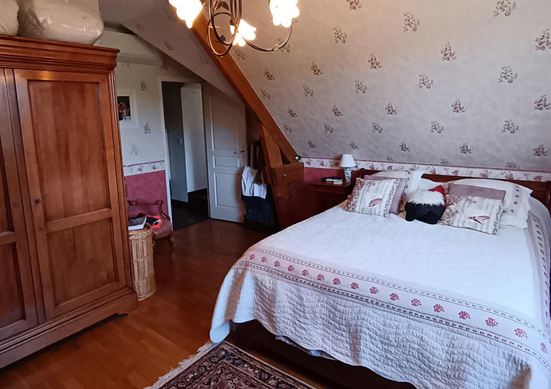 Maison - 308 m² - 12 pièces