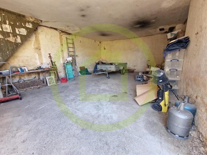 Maison - 281 m² - 11 pièces